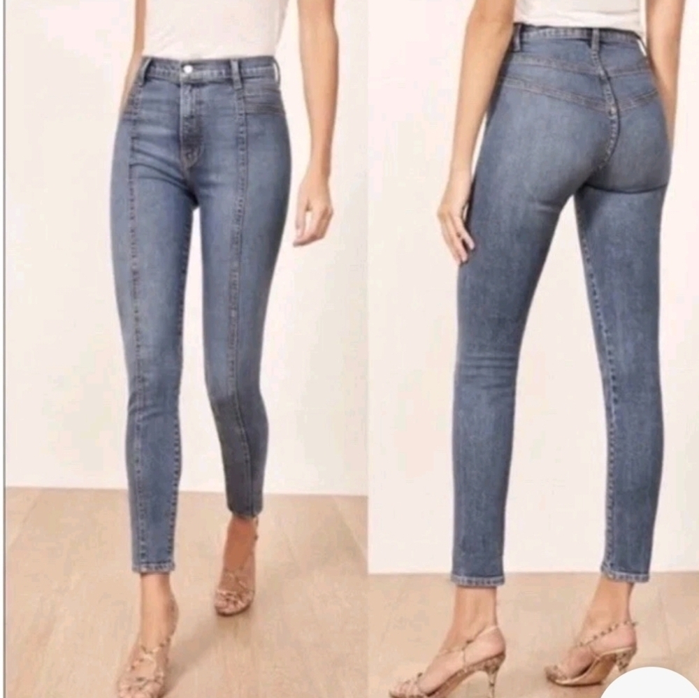Reformation Suzie High Waisted Jeans in Rhine Wash Size 29